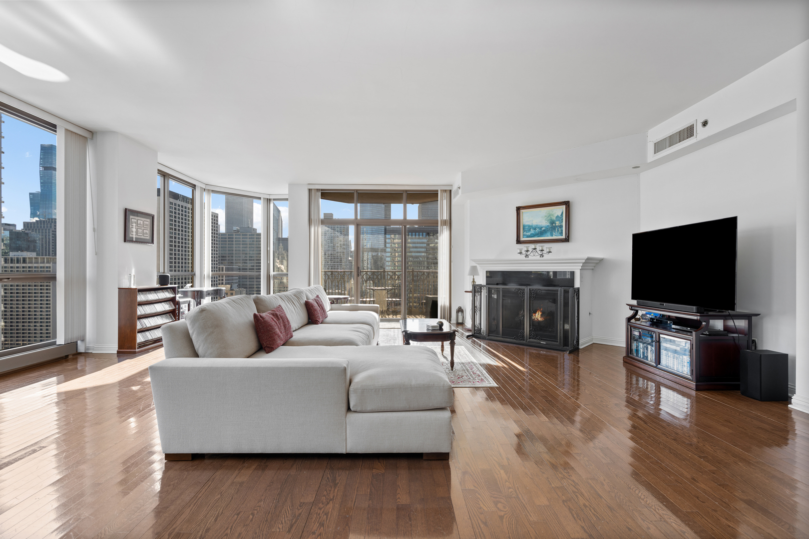 21 E Huron Street Unit: 2803
