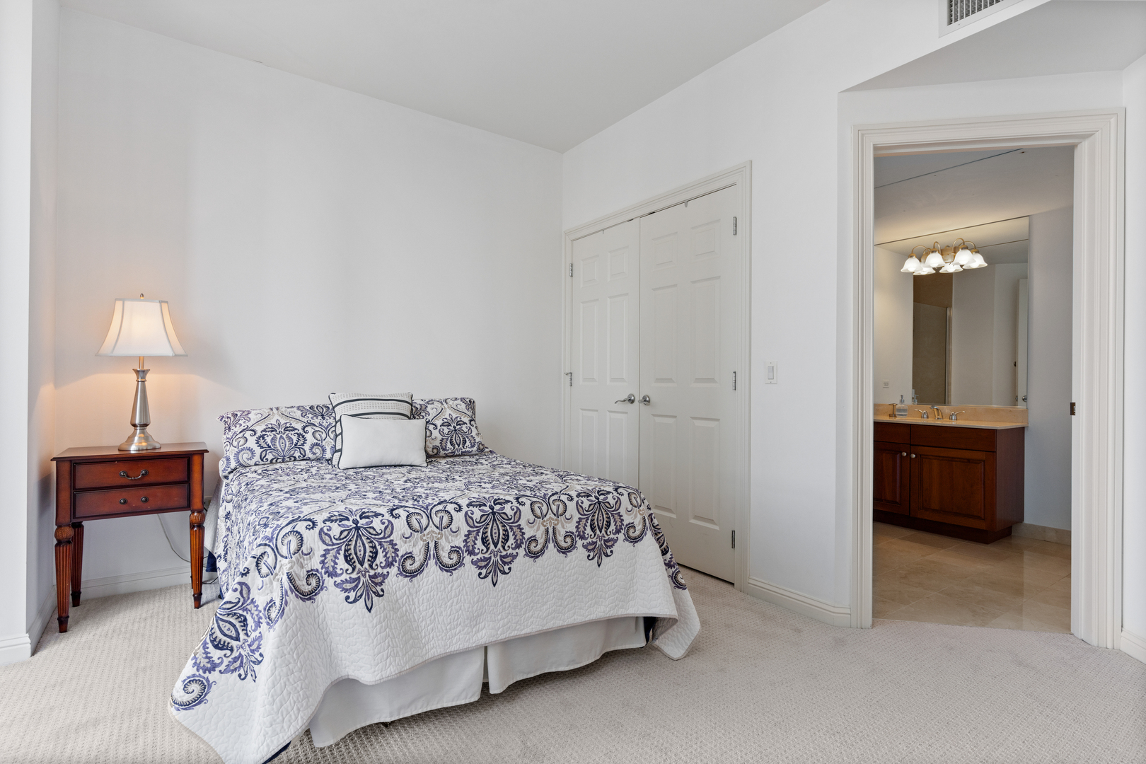 21 E Huron Street Unit: 2803