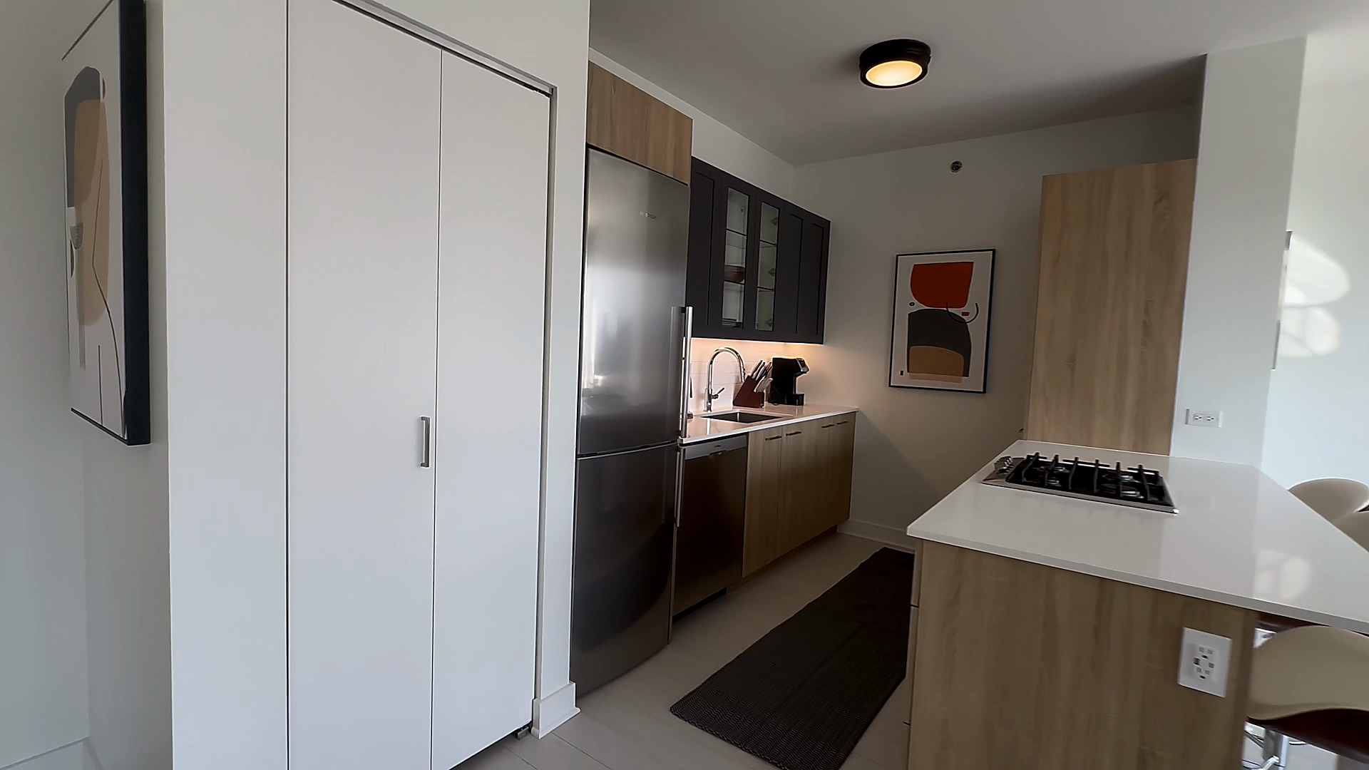 1035 W Van Buren Street Unit: 1900