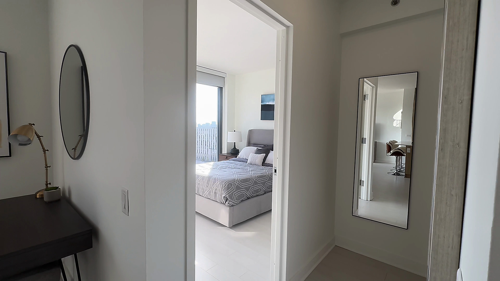 1035 W Van Buren Street Unit: 1900