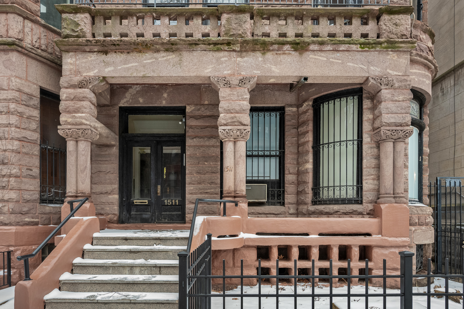 1511 N Dearborn Parkway