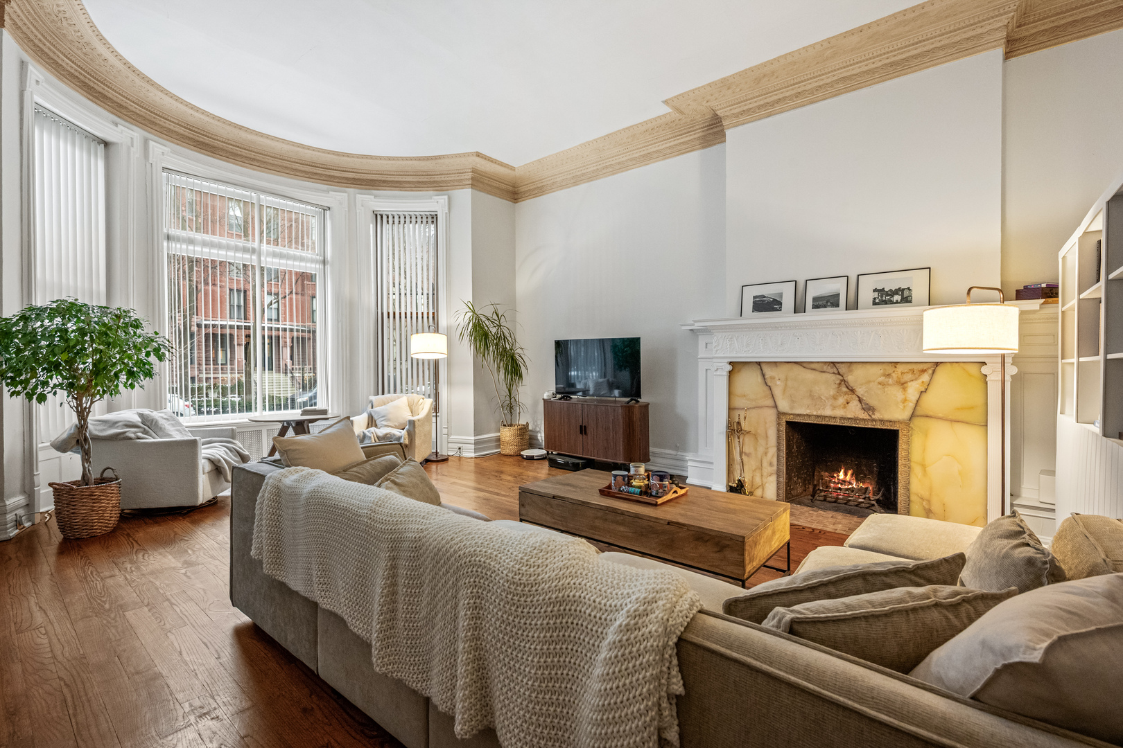 1505-1507 N Dearborn Parkway