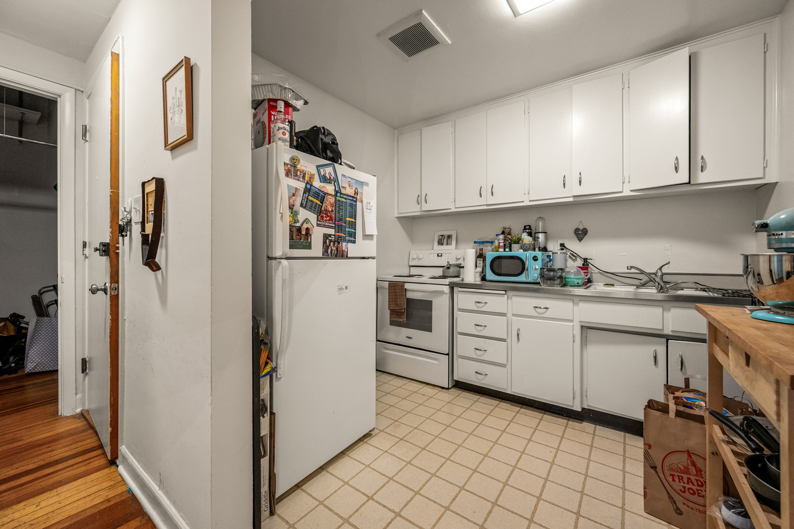 1505-1507 N Dearborn Parkway