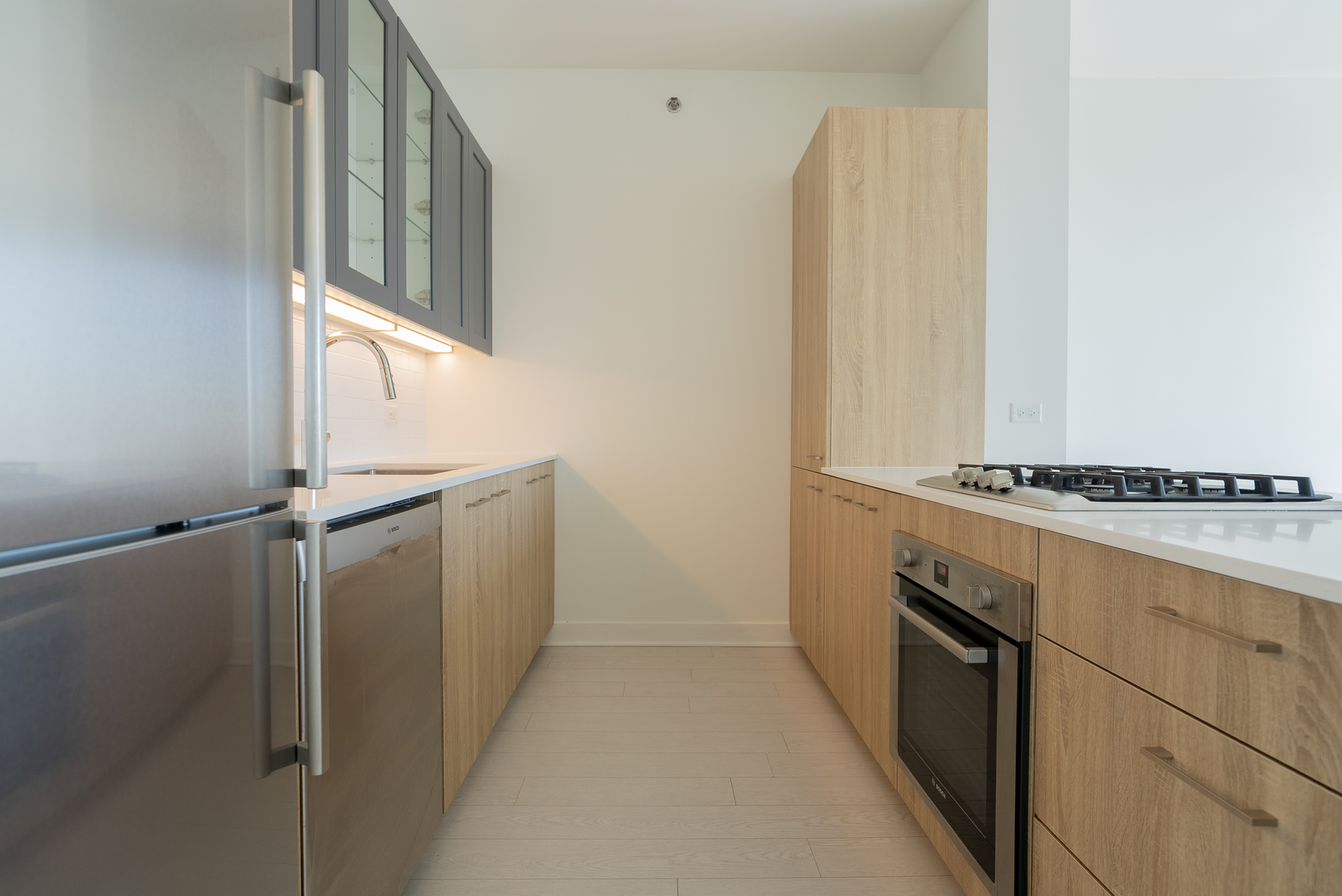 1035 W Van Buren Street Unit: 1900