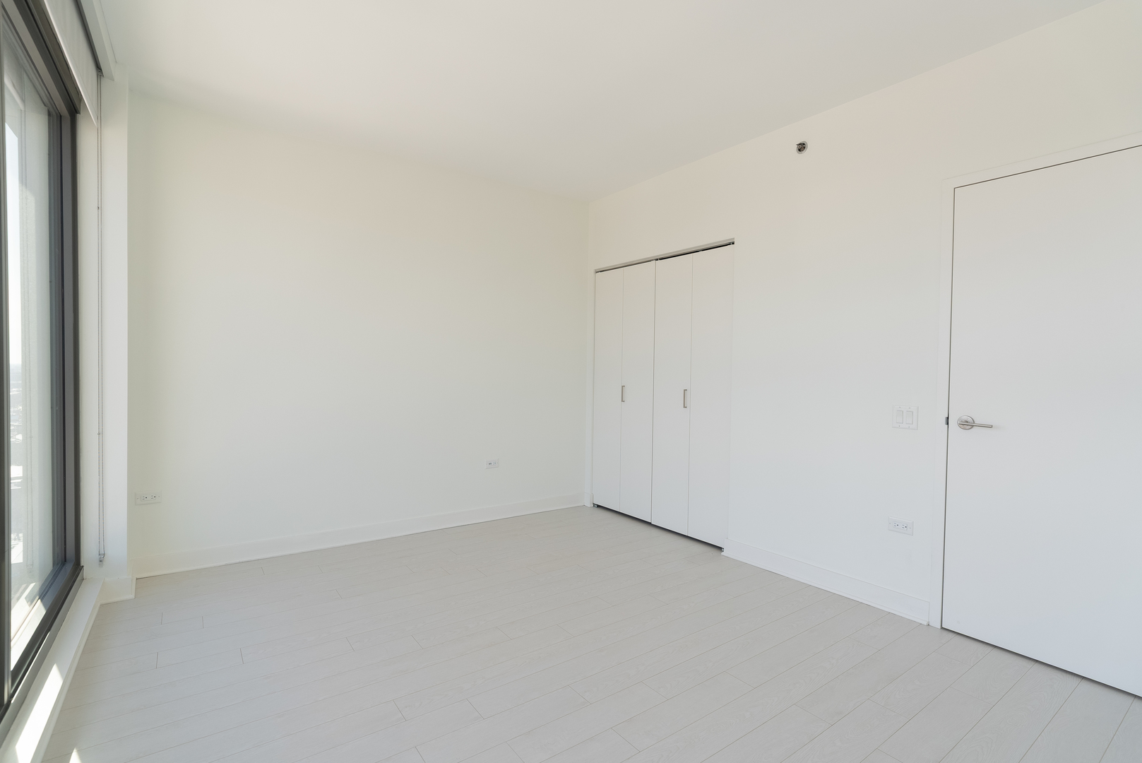 1035 W Van Buren Street Unit: 1900