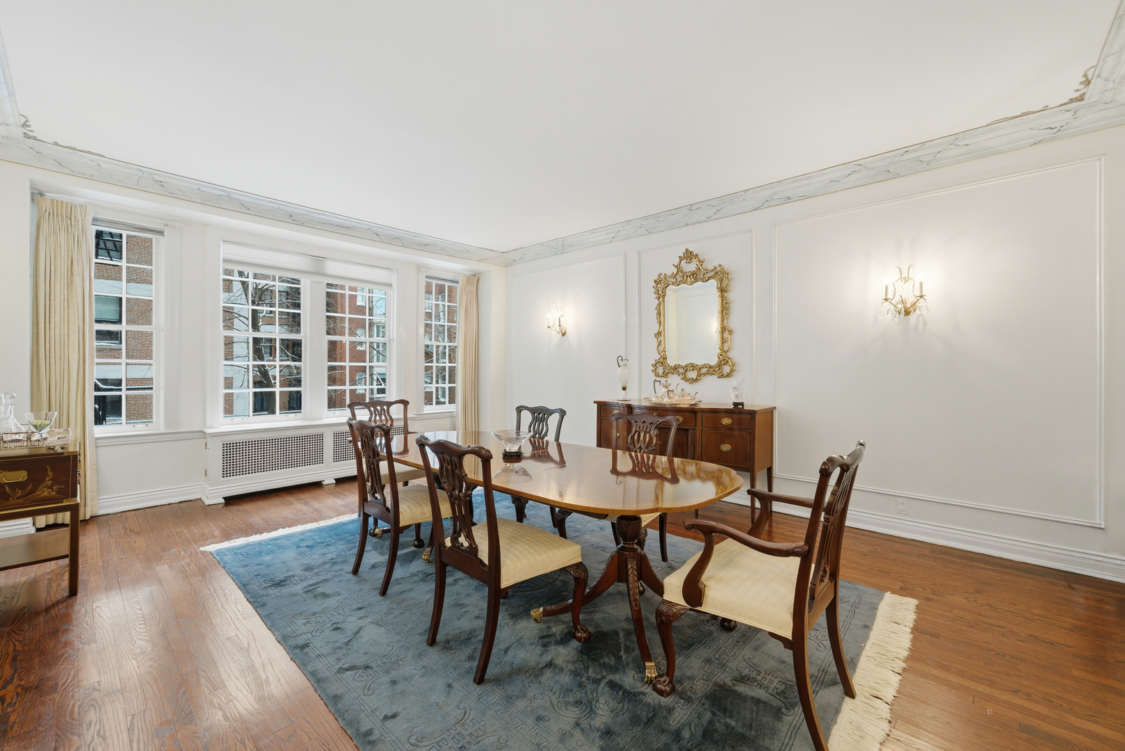 232 E Walton Place Unit: 3E