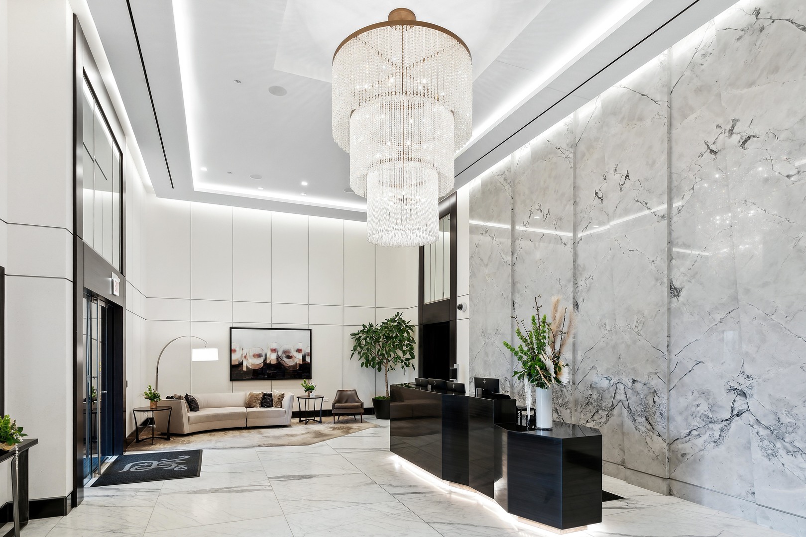 363 E Wacker Drive Unit: 1906