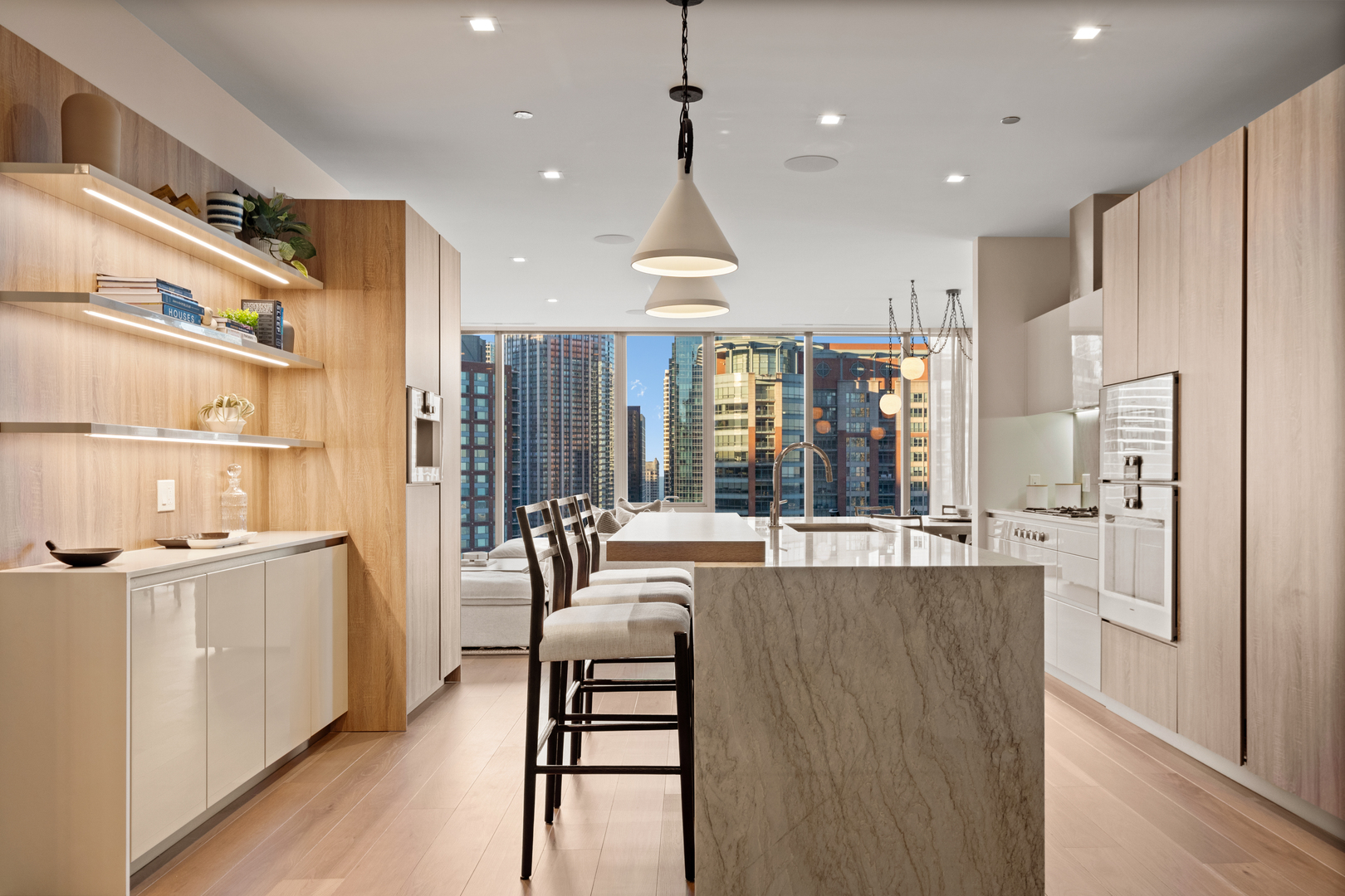 363 E Wacker Drive Unit: 1906