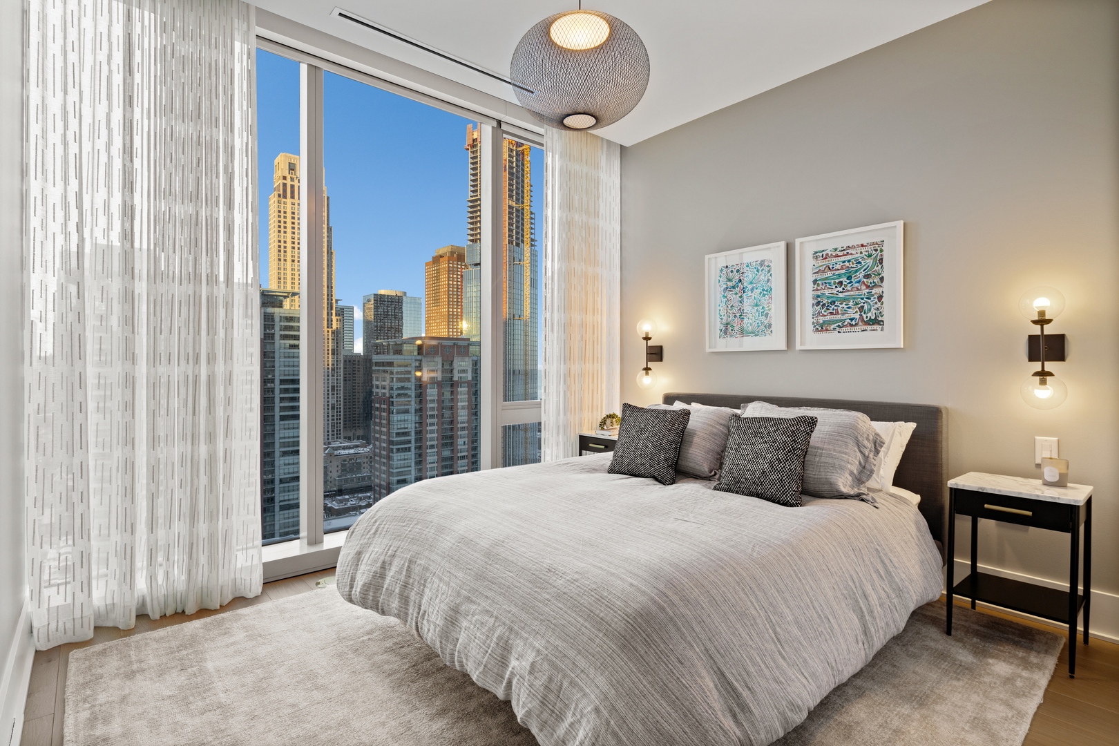 363 E Wacker Drive Unit: 1906