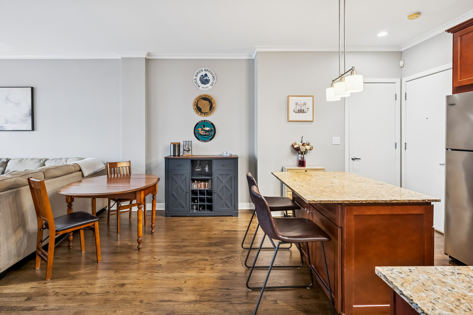 2700 N Halsted Street Unit: PH8