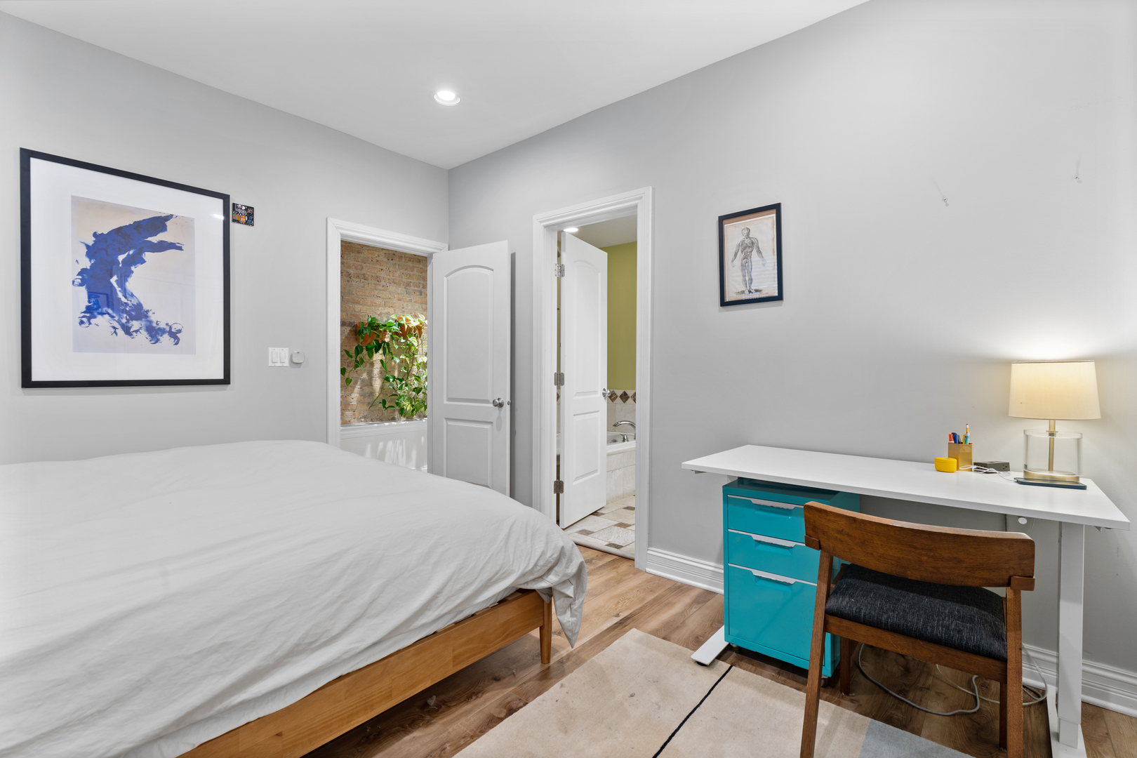 5540 N Glenwood Avenue Unit: G