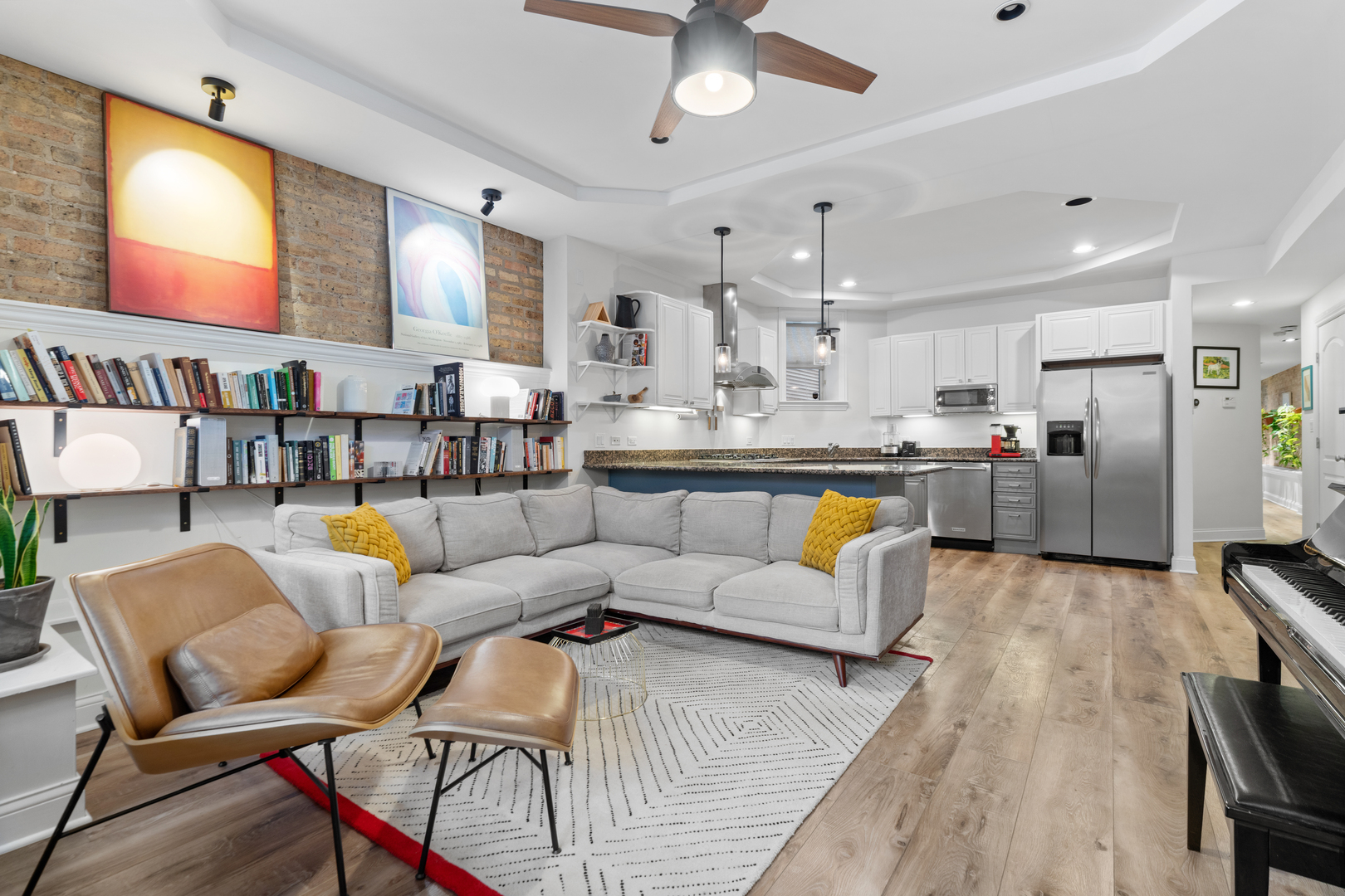 5540 N Glenwood Avenue Unit: G