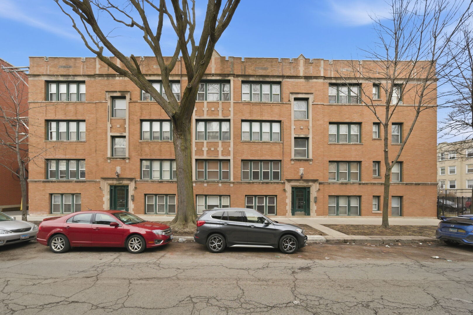 2342 W Rosemont Avenue Unit: 1