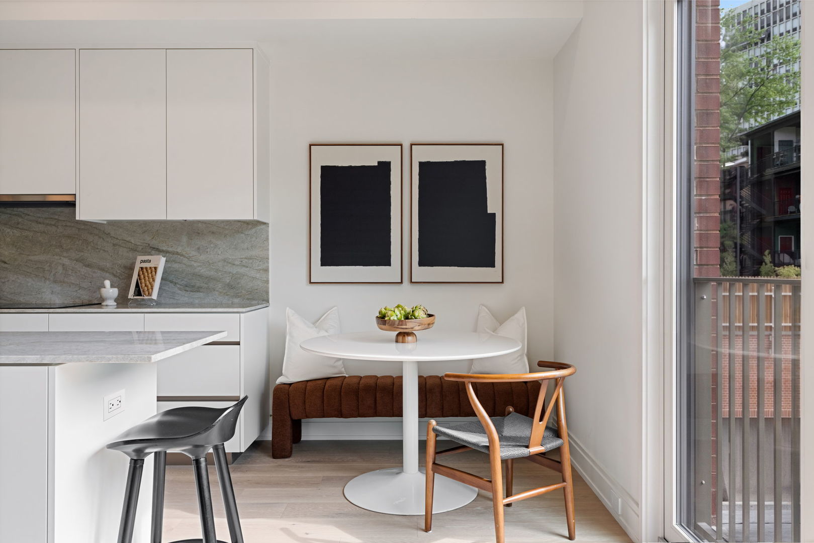 2329 N Cambridge Avenue Unit: A