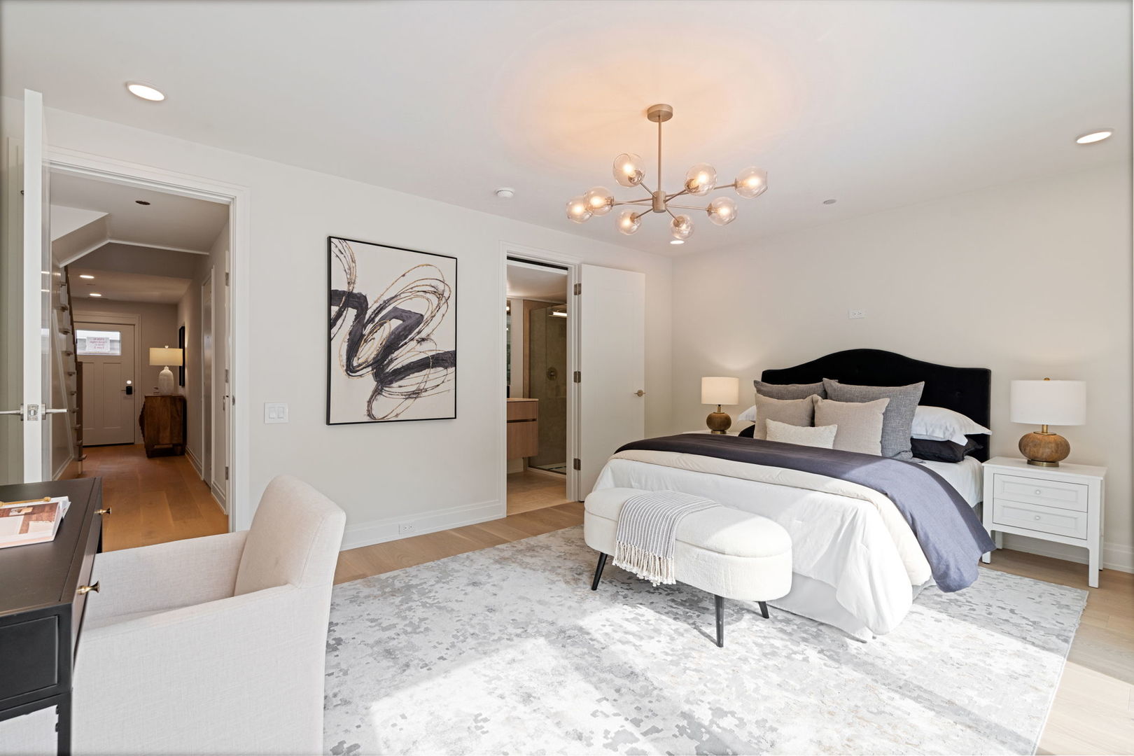 2329 N Cambridge Avenue Unit: A