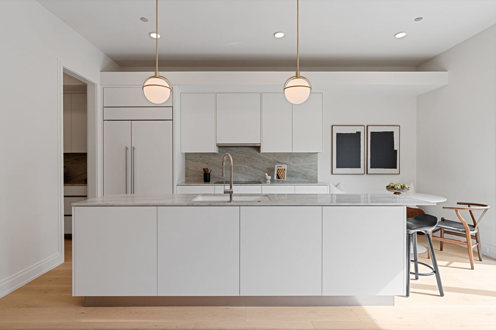 2329 N Cambridge Avenue Unit: A