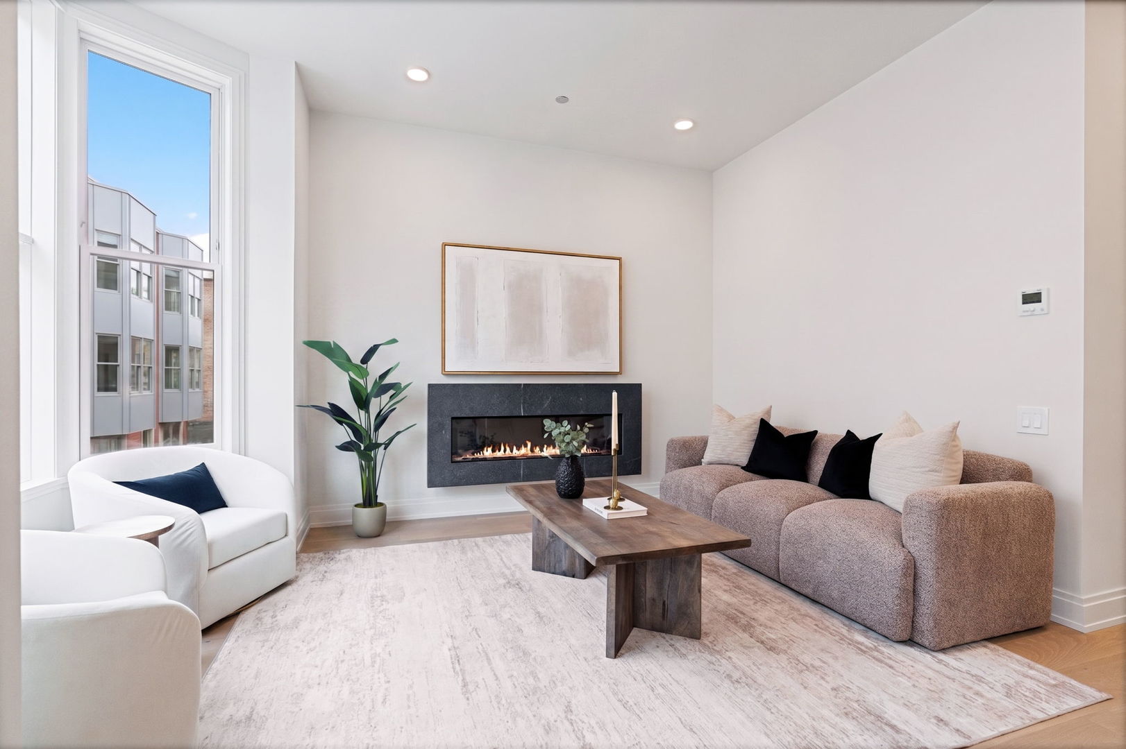 2329 N Cambridge Avenue Unit: A