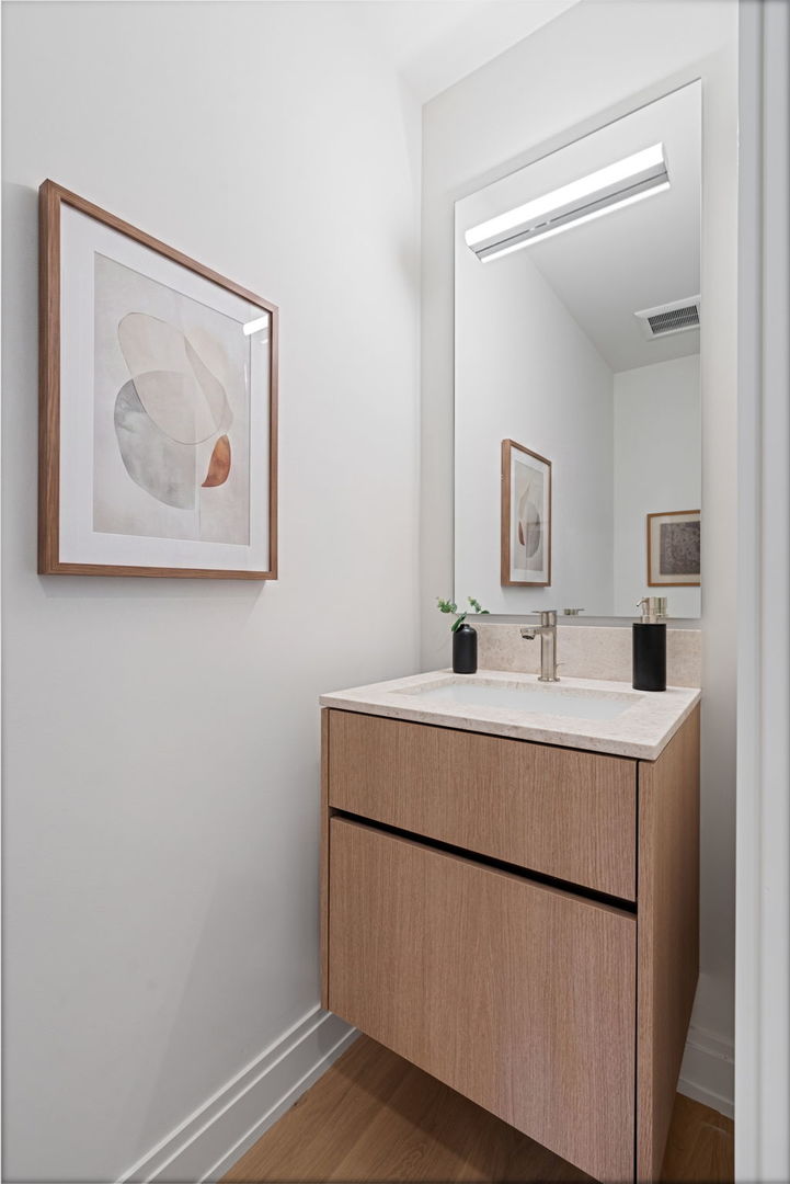 2329 N Cambridge Avenue Unit: A