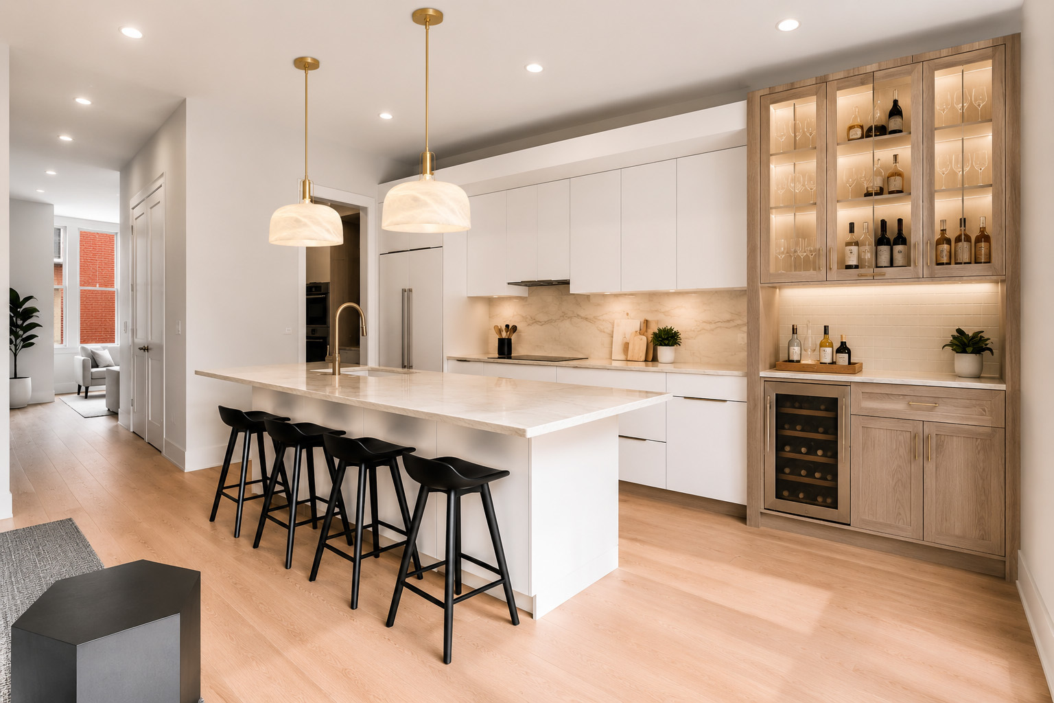 2329 N Cambridge Avenue Unit: C