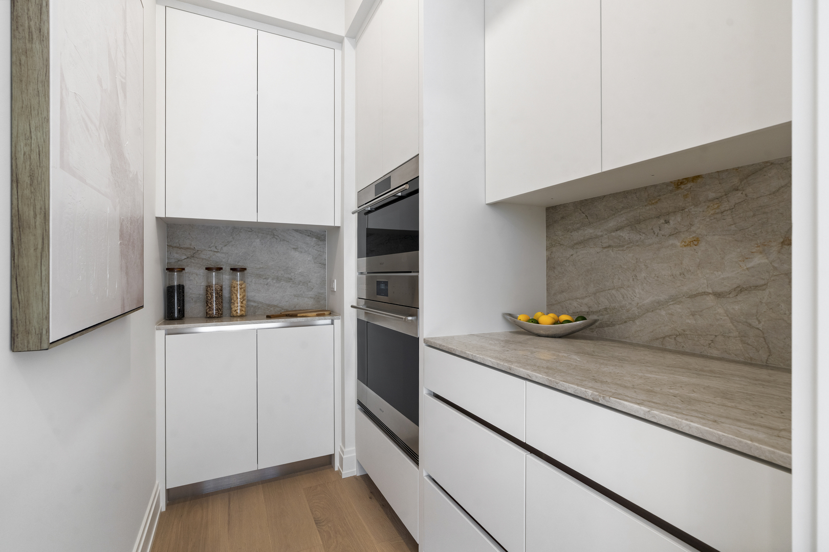 2329 N Cambridge Avenue Unit: C