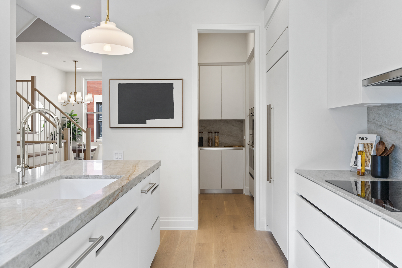 2329 N Cambridge Avenue Unit: C
