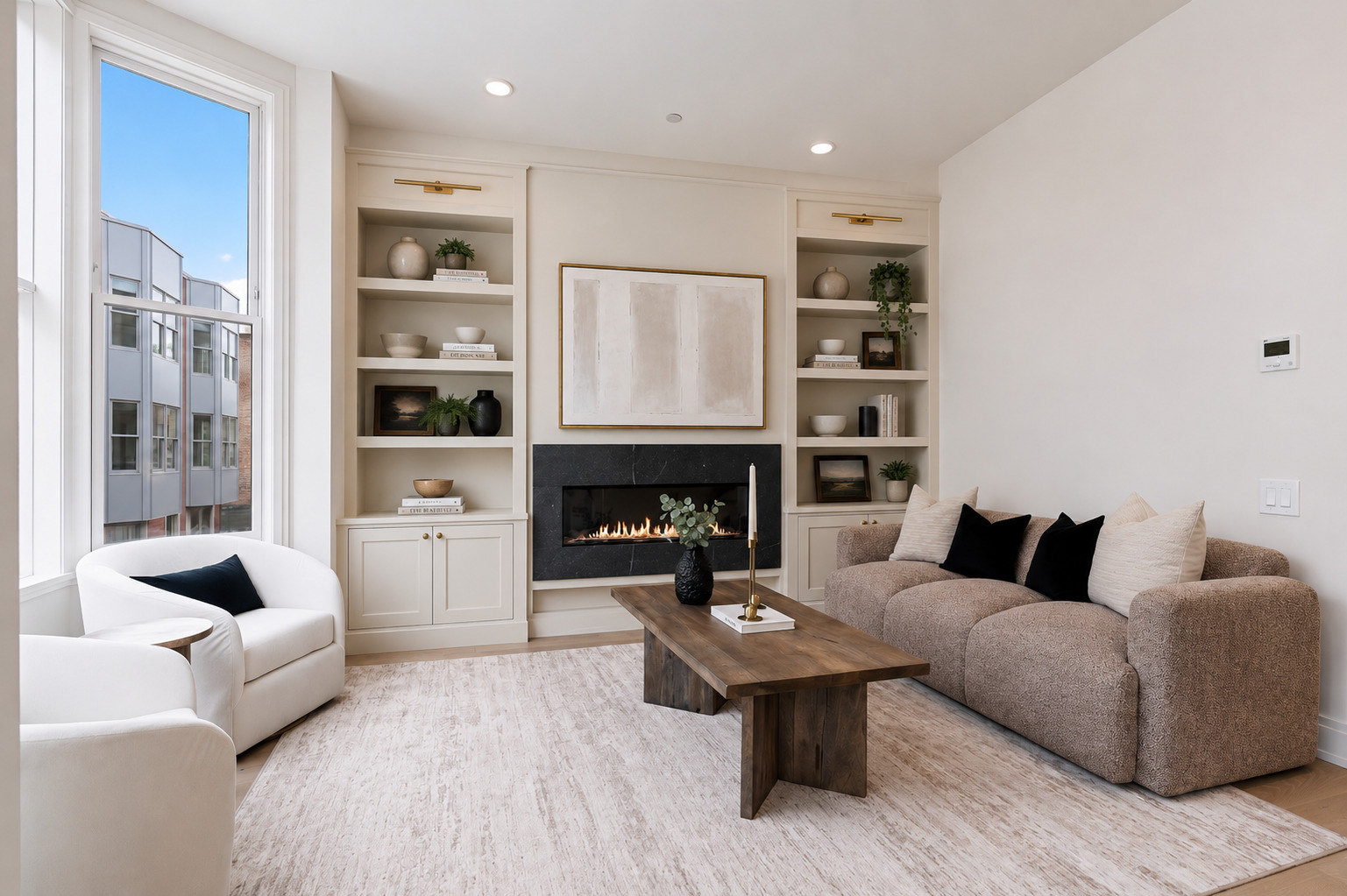 2329 N Cambridge Avenue Unit: G