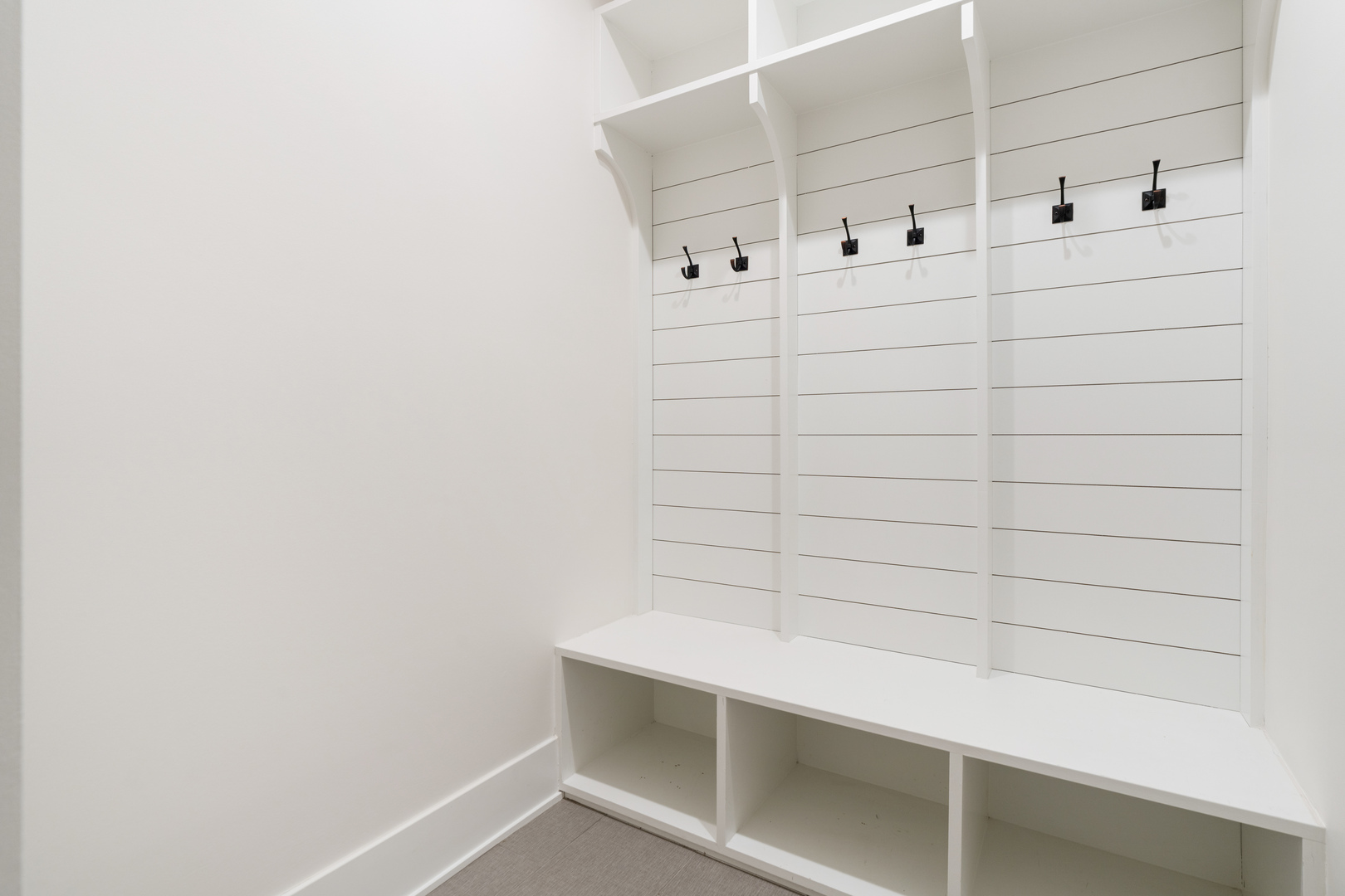 1246 W George Street