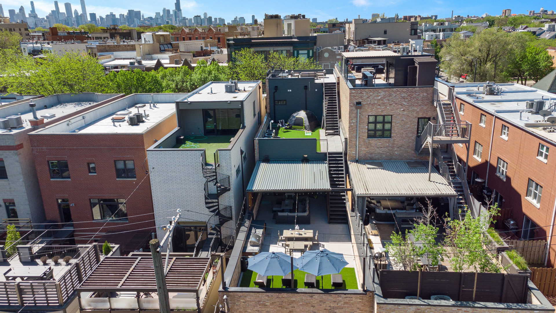 1246 W George Street