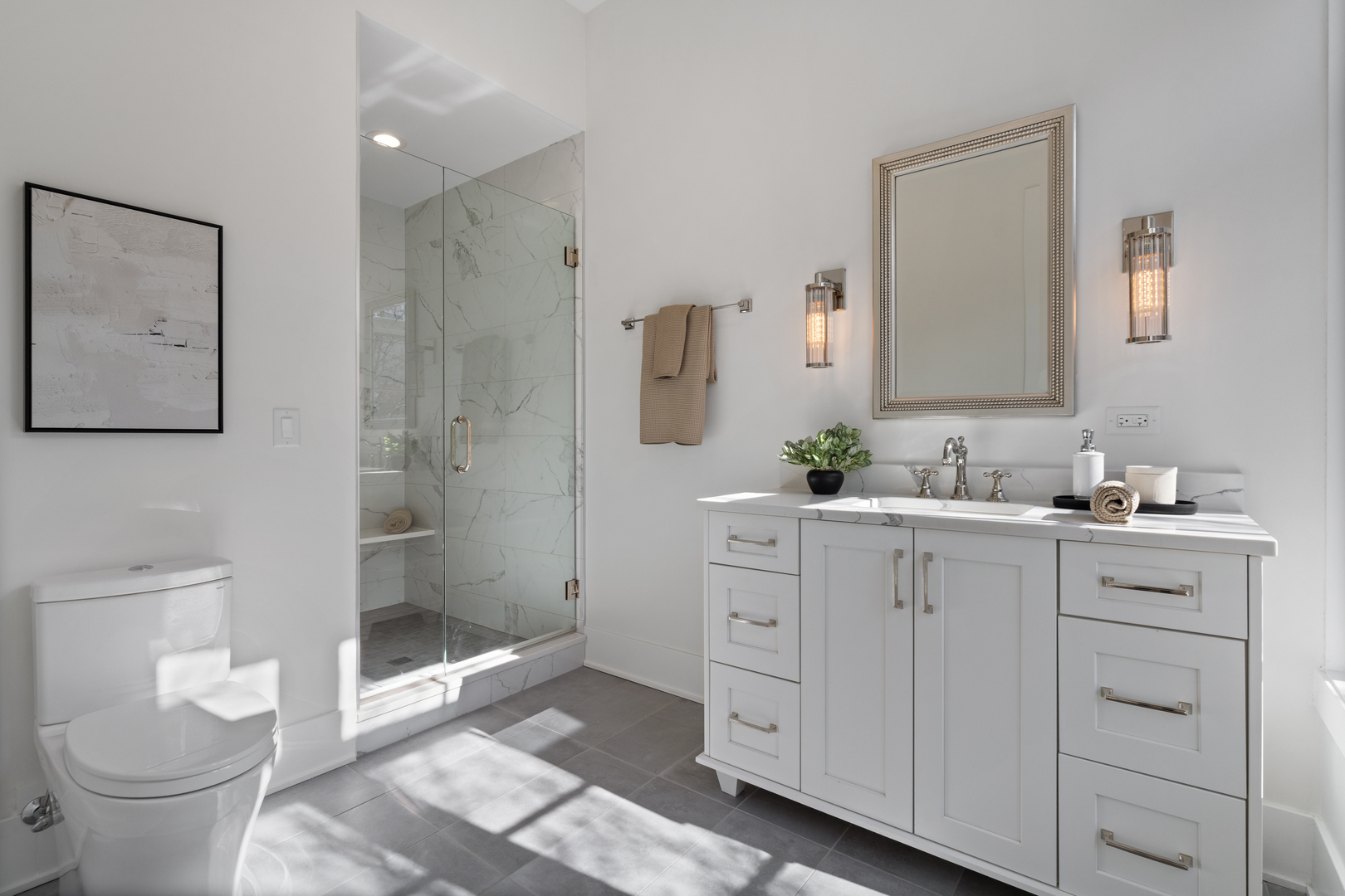 1246 W George Street