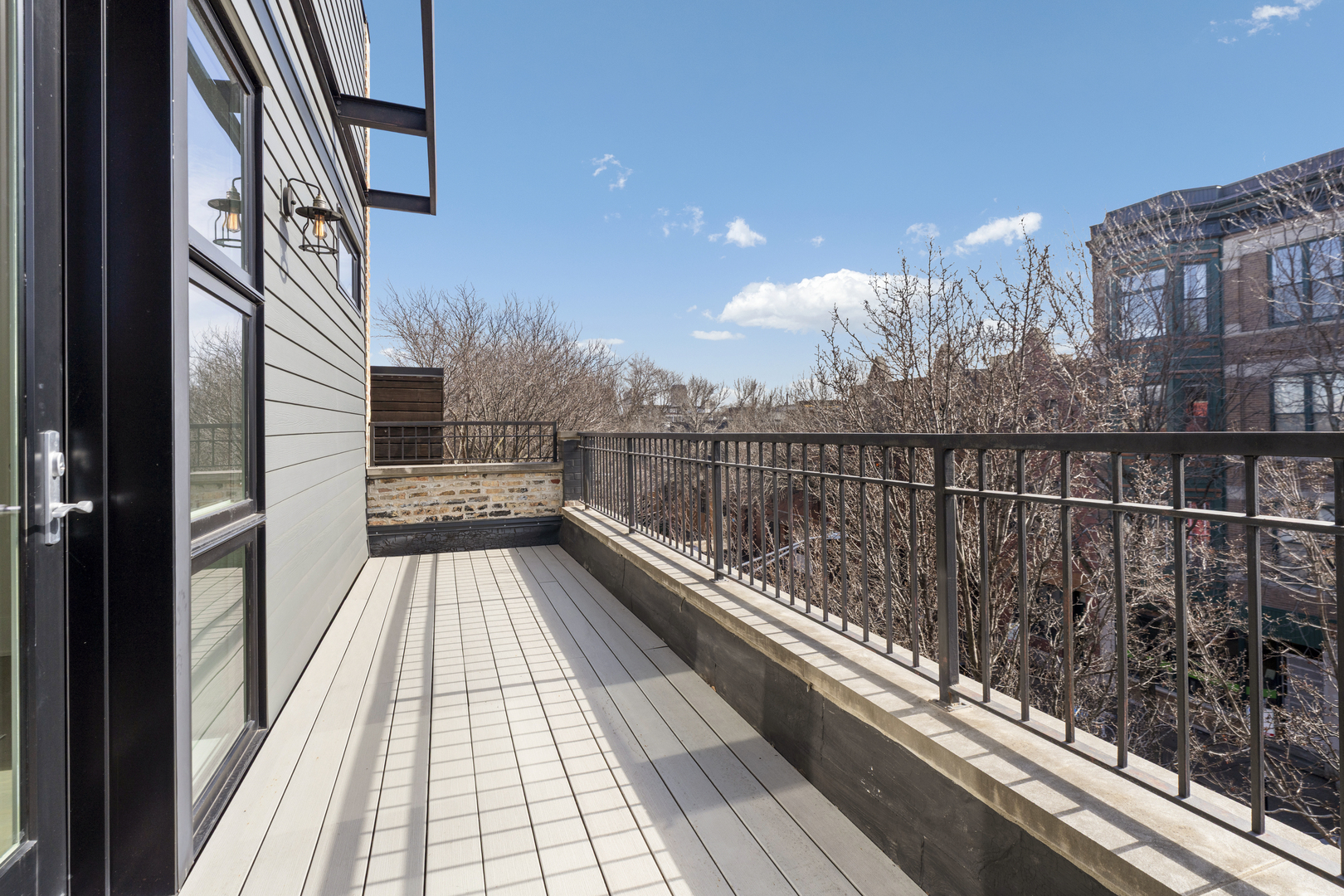 1246 W George Street