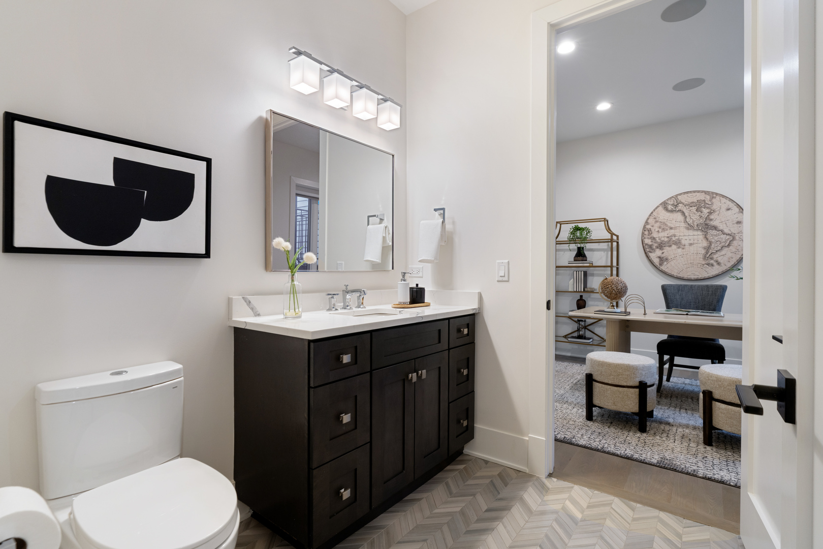 1246 W George Street