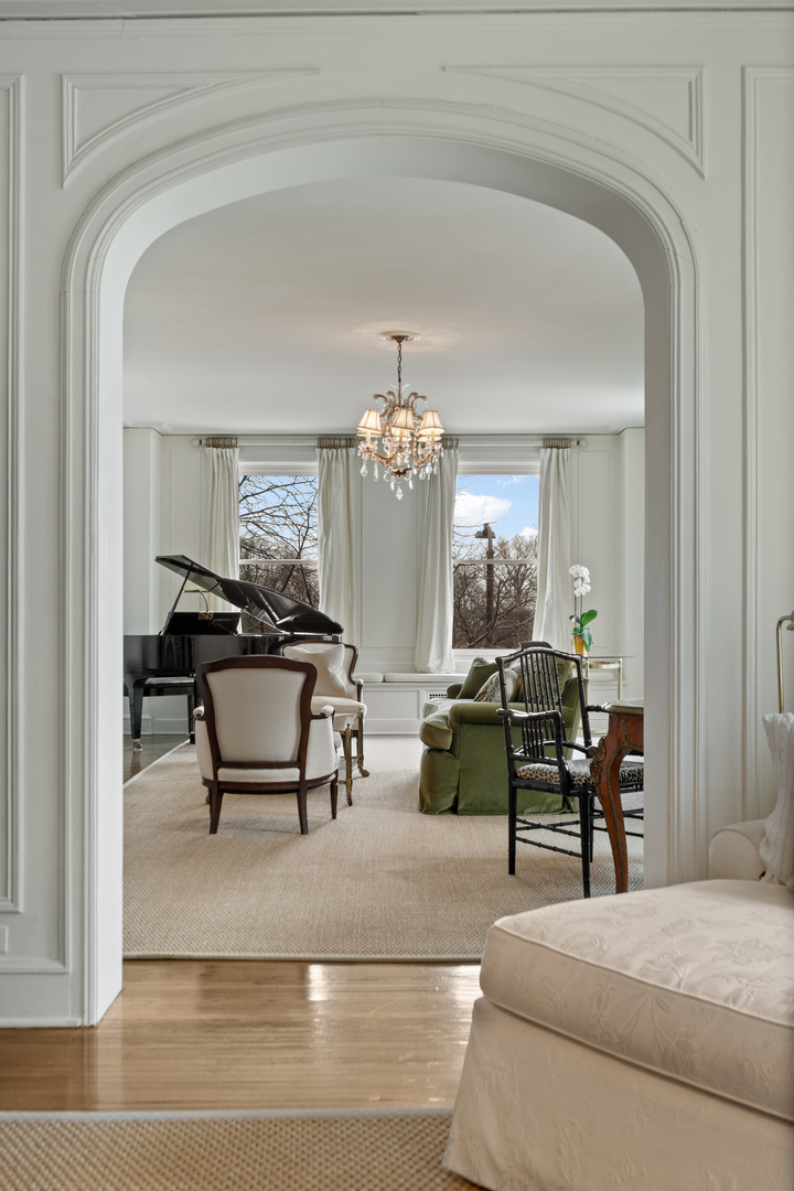 3500 N Lake Shore Drive Unit: 3C