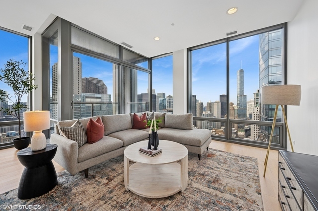 65 E Monroe Street Unit: 4623
