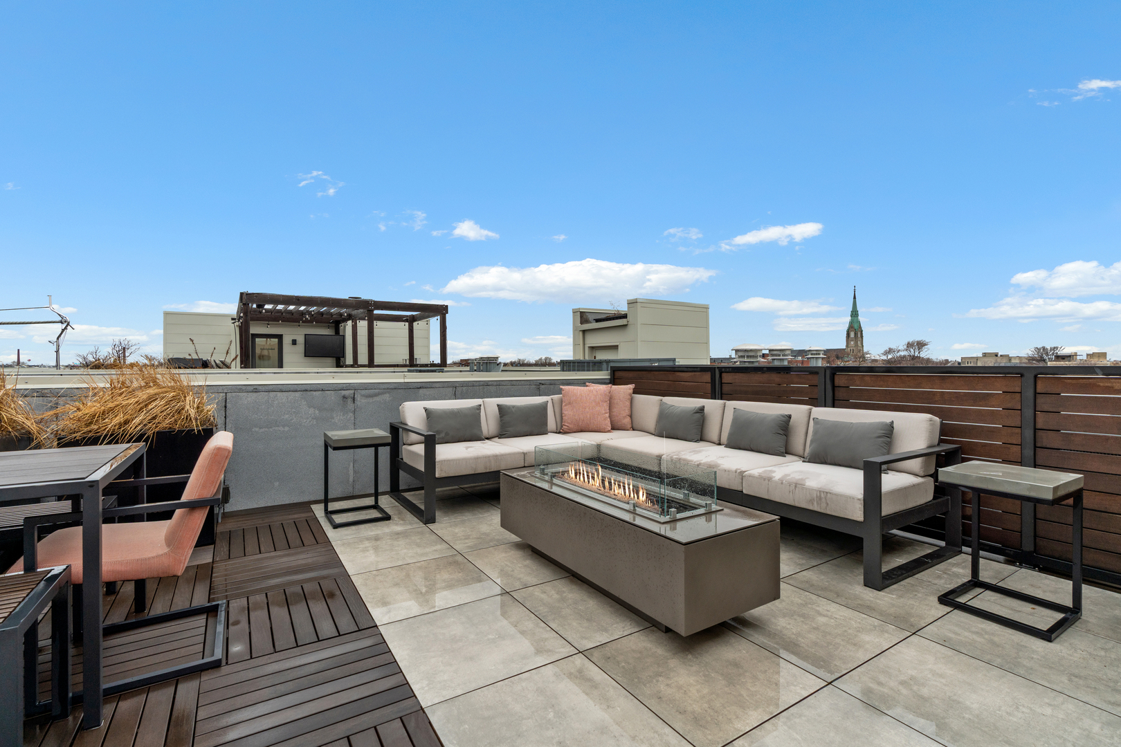 1303 W Diversey Parkway