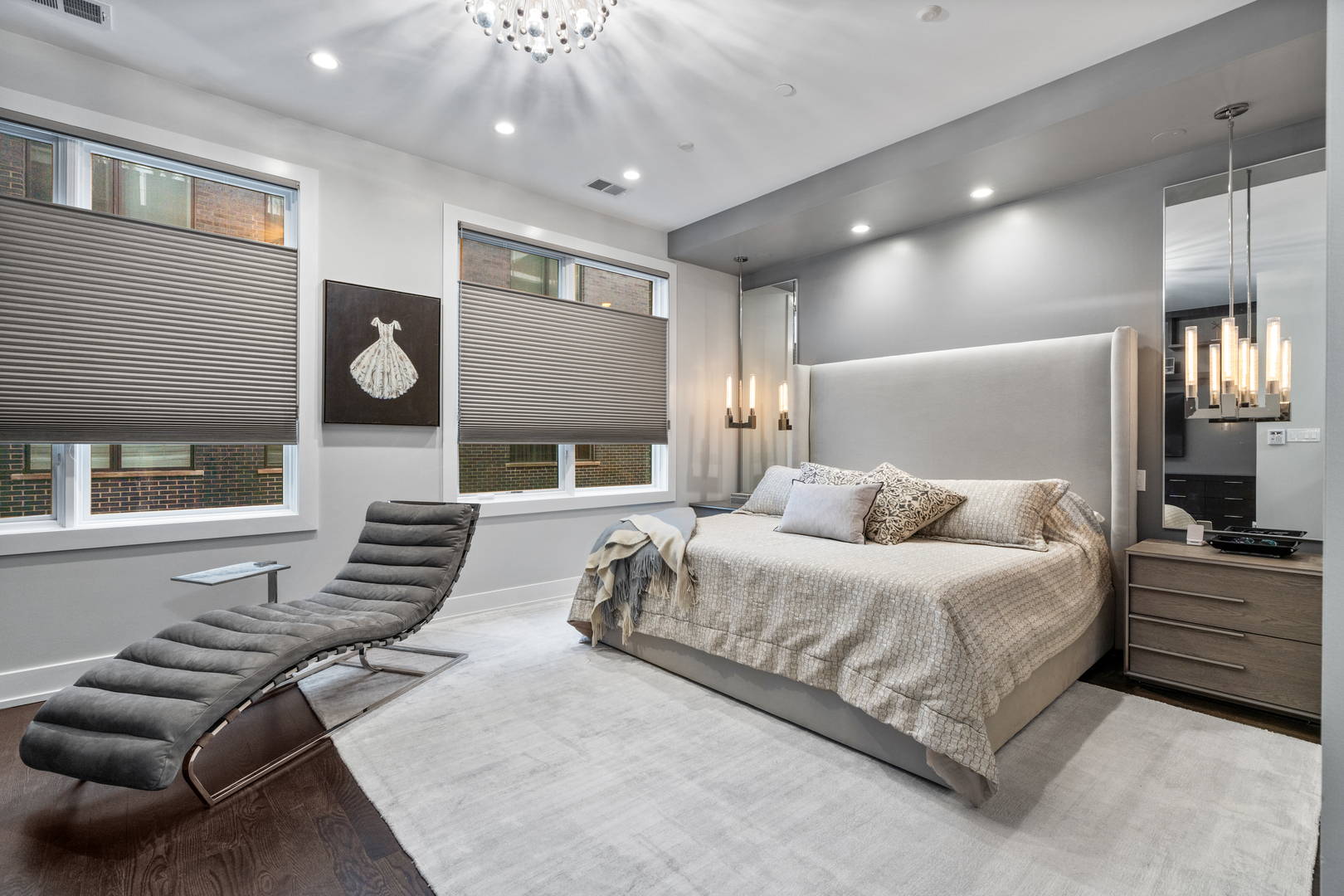 1303 W Diversey Parkway