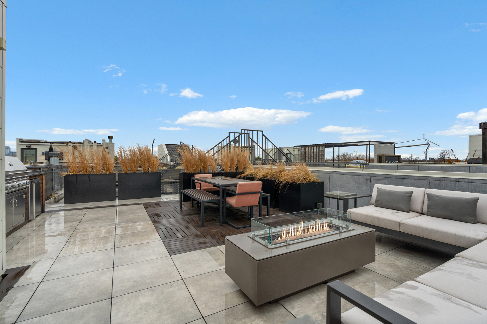 1303 W Diversey Parkway