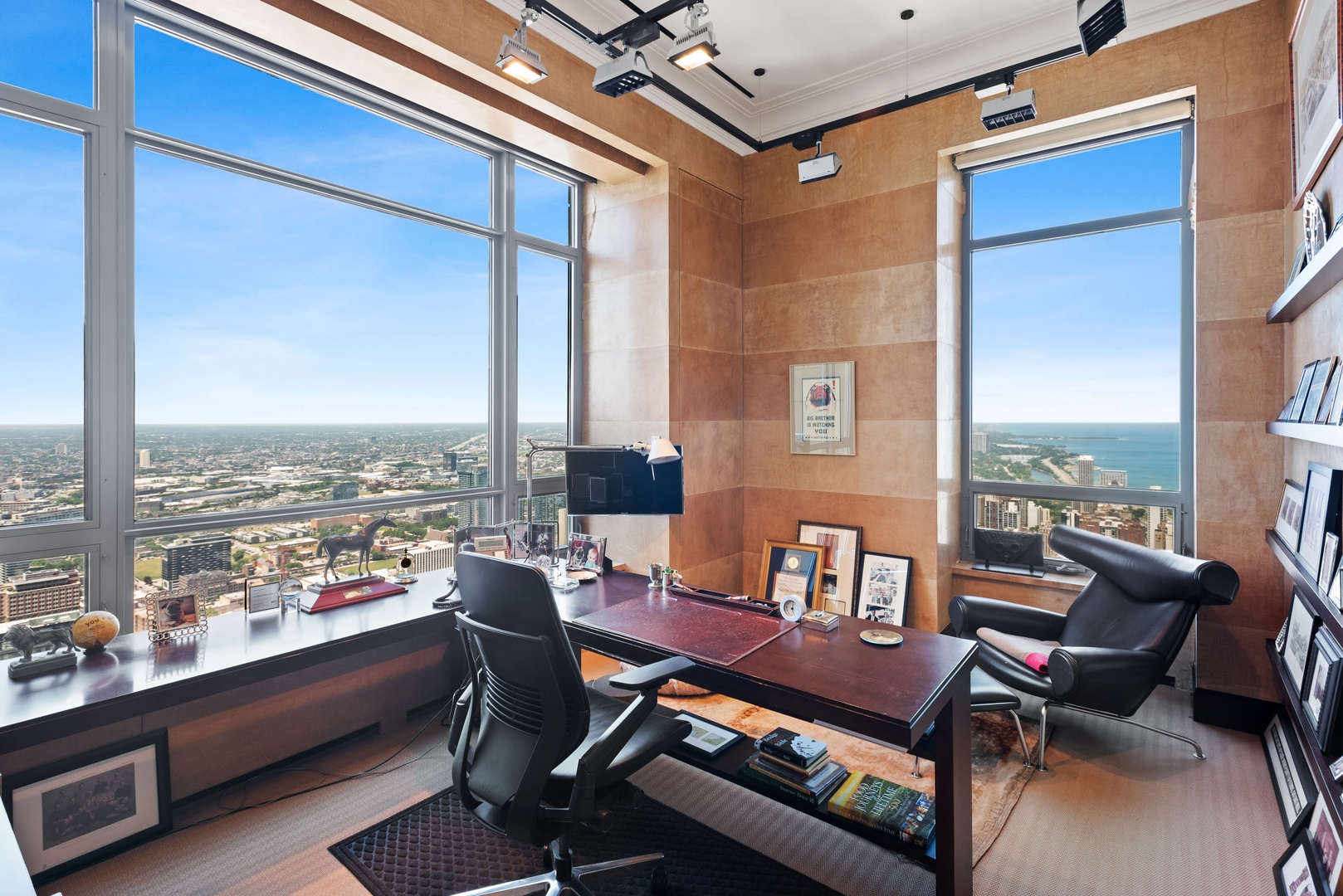 800 N Michigan Avenue Unit: 63PH