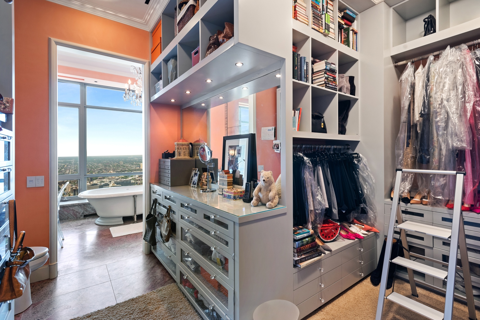 800 N Michigan Avenue Unit: 63PH