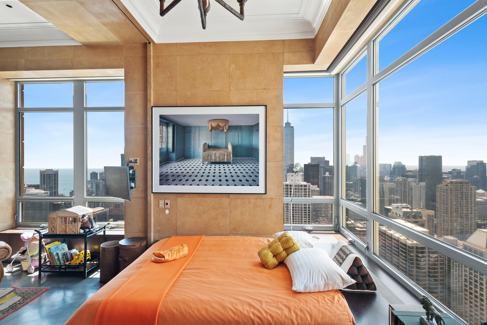 800 N Michigan Avenue Unit: 63PH