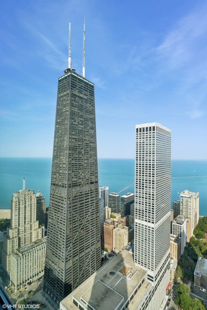 800 N Michigan Avenue Unit: 63PH