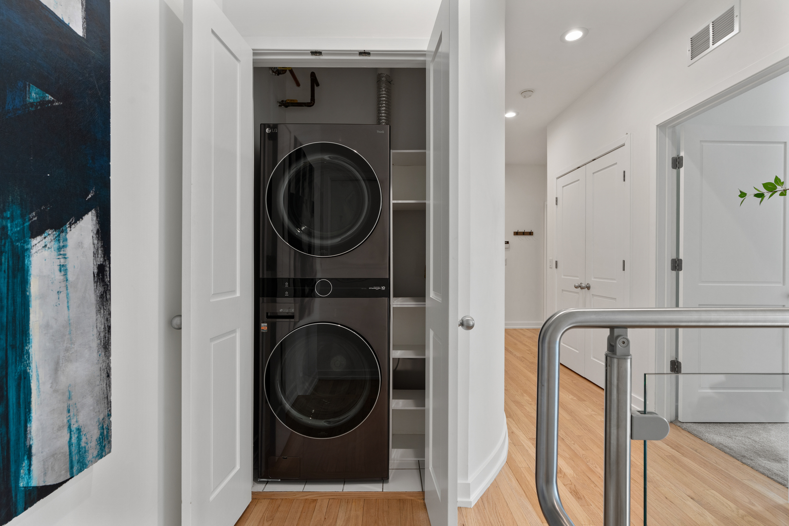 150 W Superior Street Unit: 1002