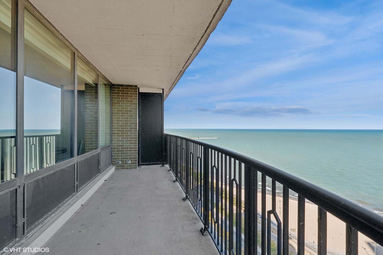 1040 N Lake Shore Drive Unit: 26B