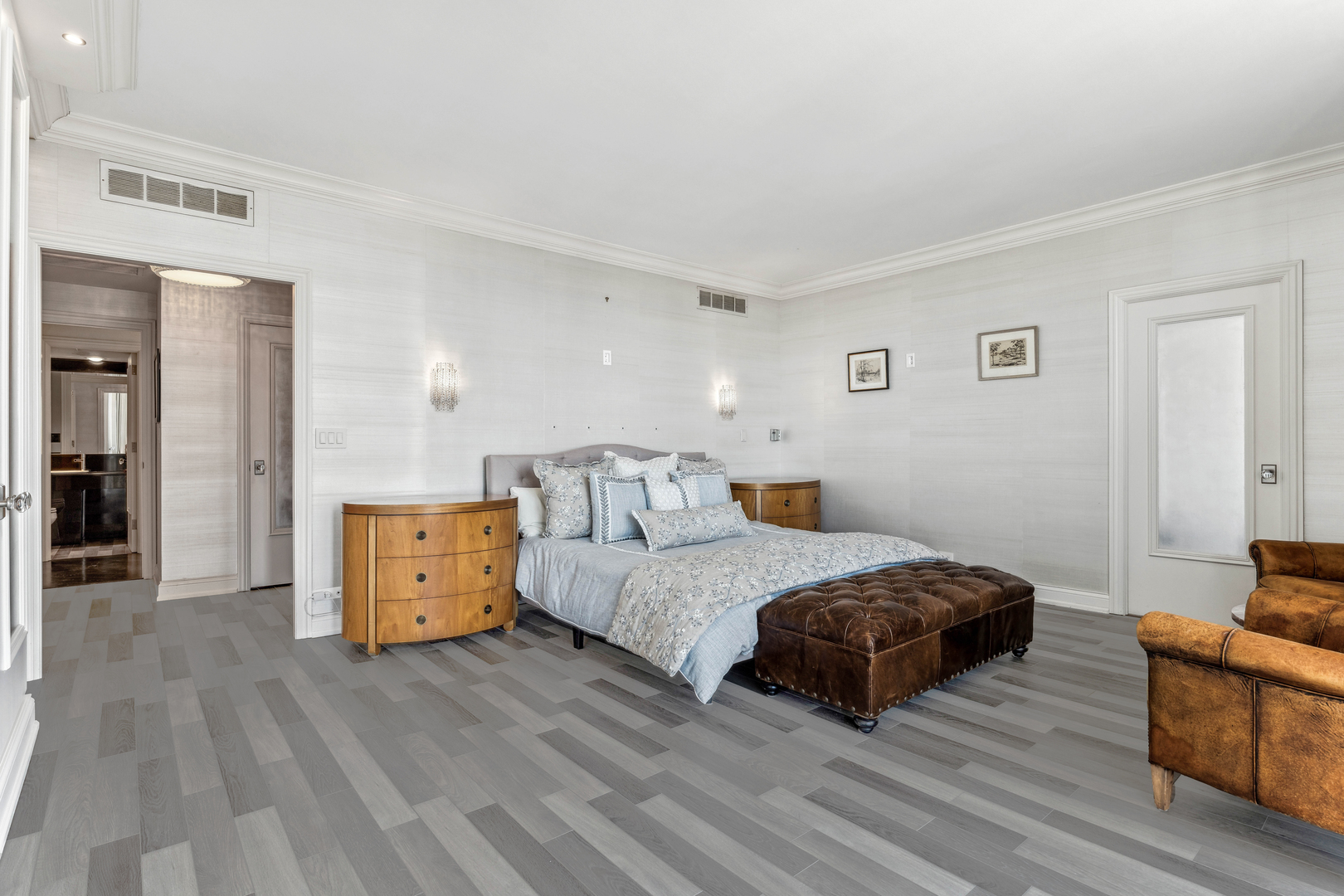 1040 N Lake Shore Drive Unit: 26B
