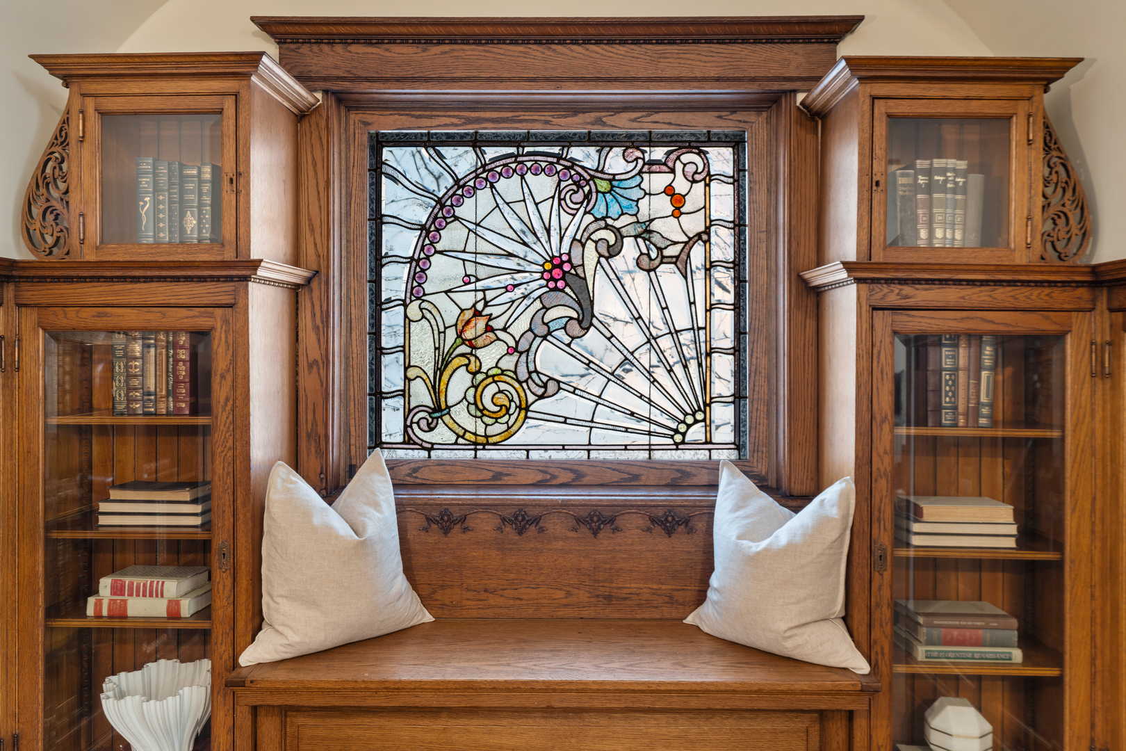 1652 N Leavitt Street