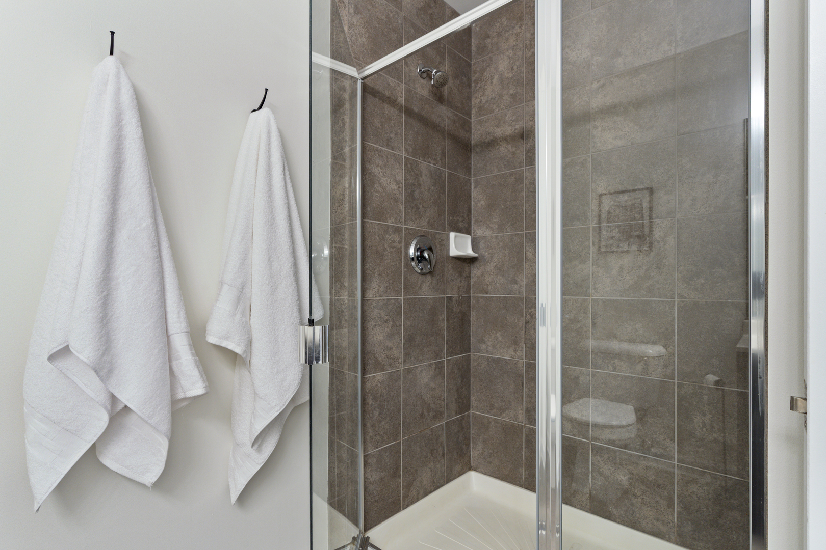 437 W Division Street Unit: 310