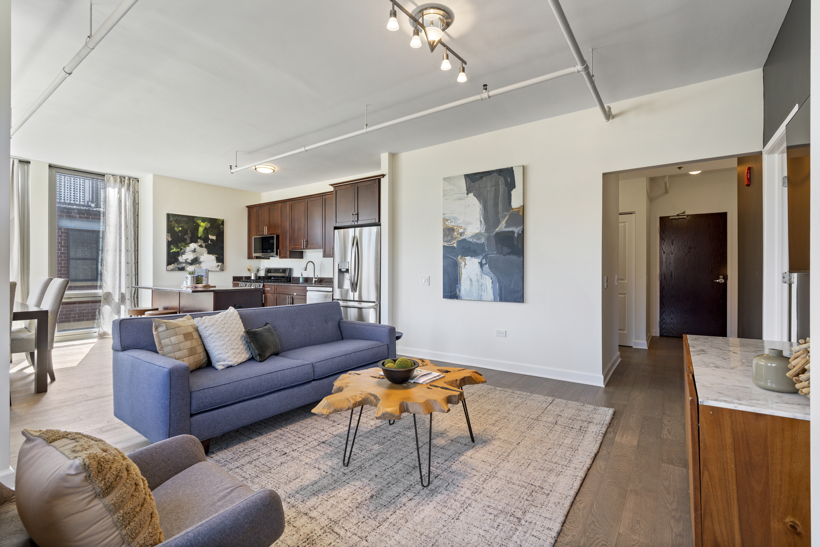 437 W Division Street Unit: 310