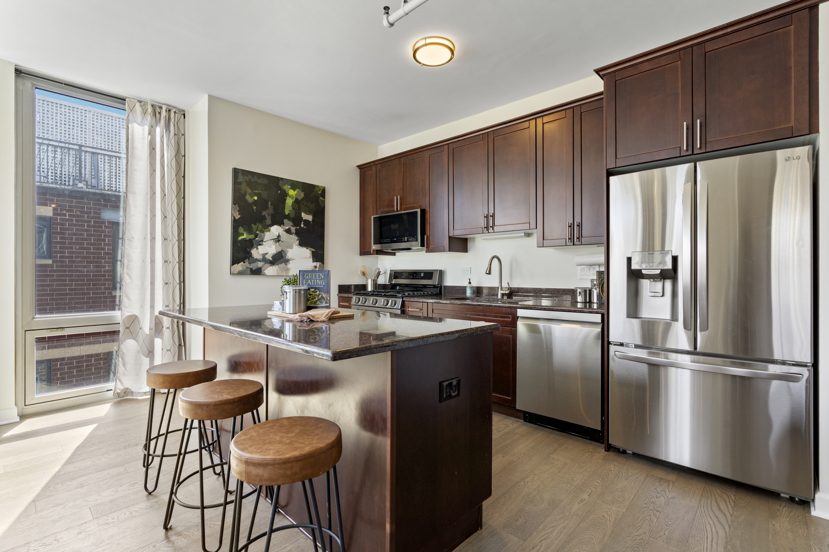 437 W Division Street Unit: 310
