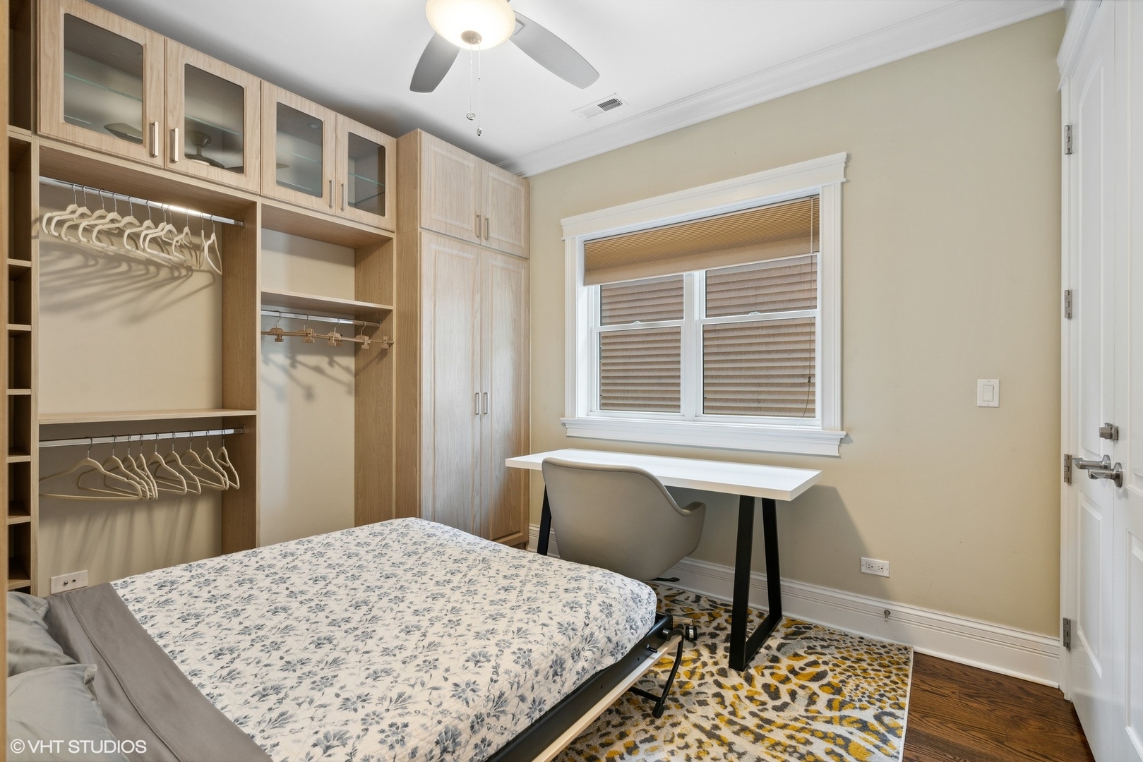 1022 W Diversey Parkway Unit: 2