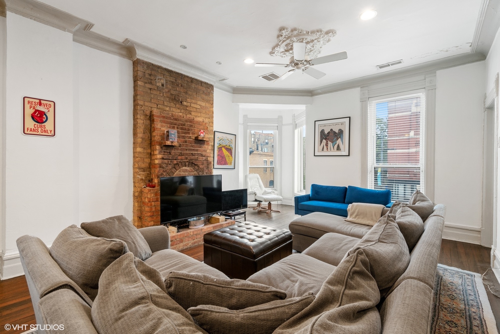 1200 W Webster Avenue Unit: 2