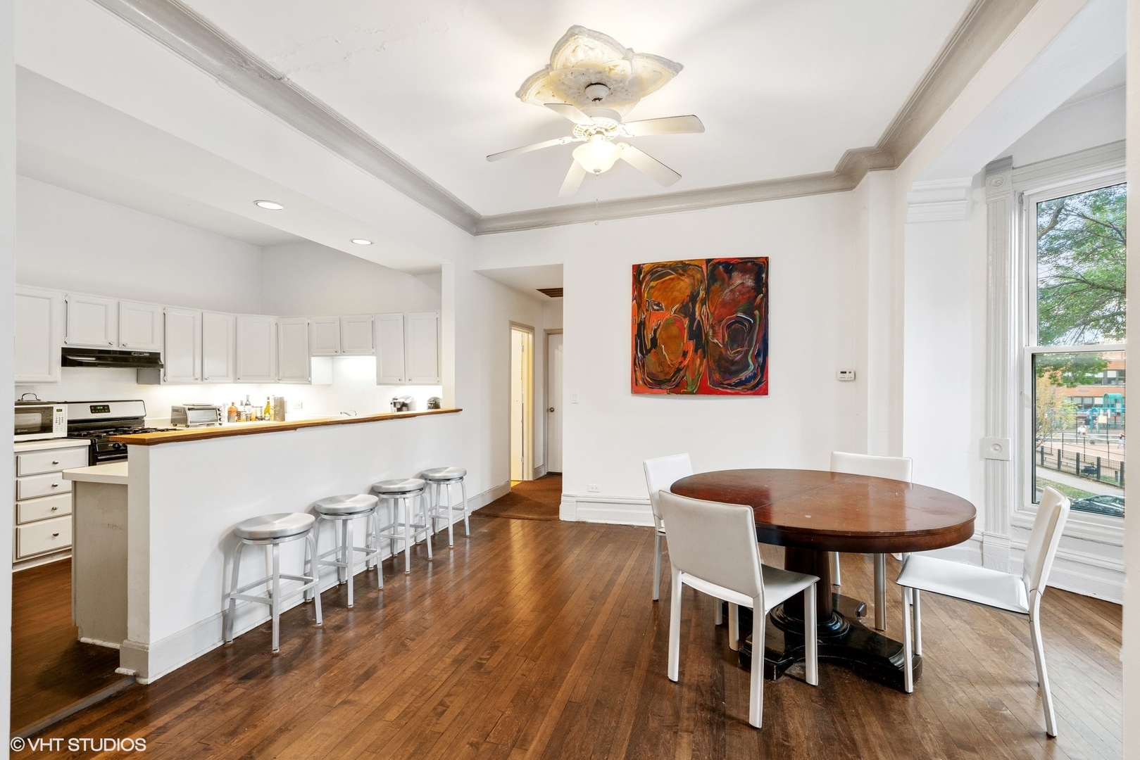 1200 W Webster Avenue Unit: 2